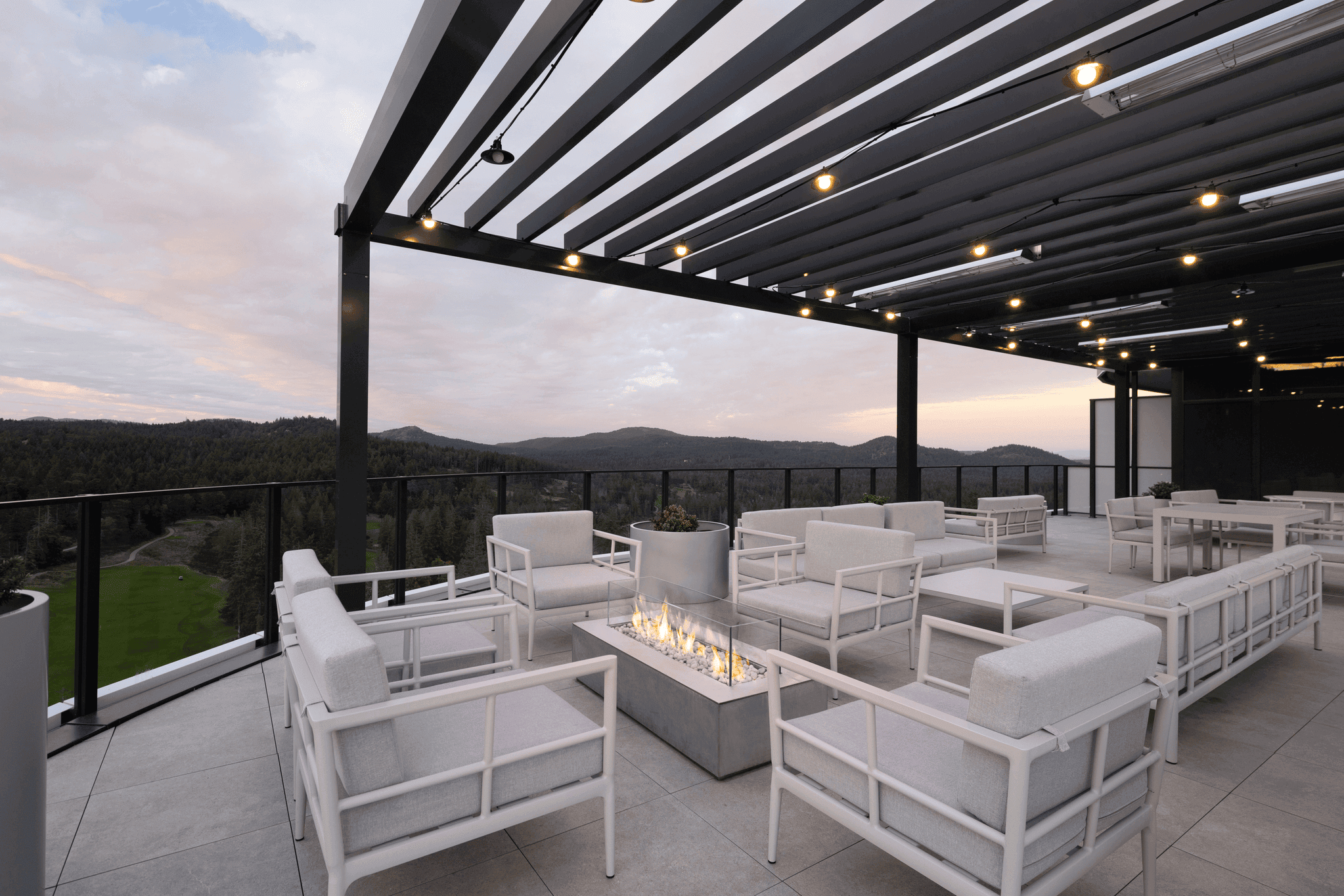 Robata 54 fire pit | One Bear Mountain Resort
